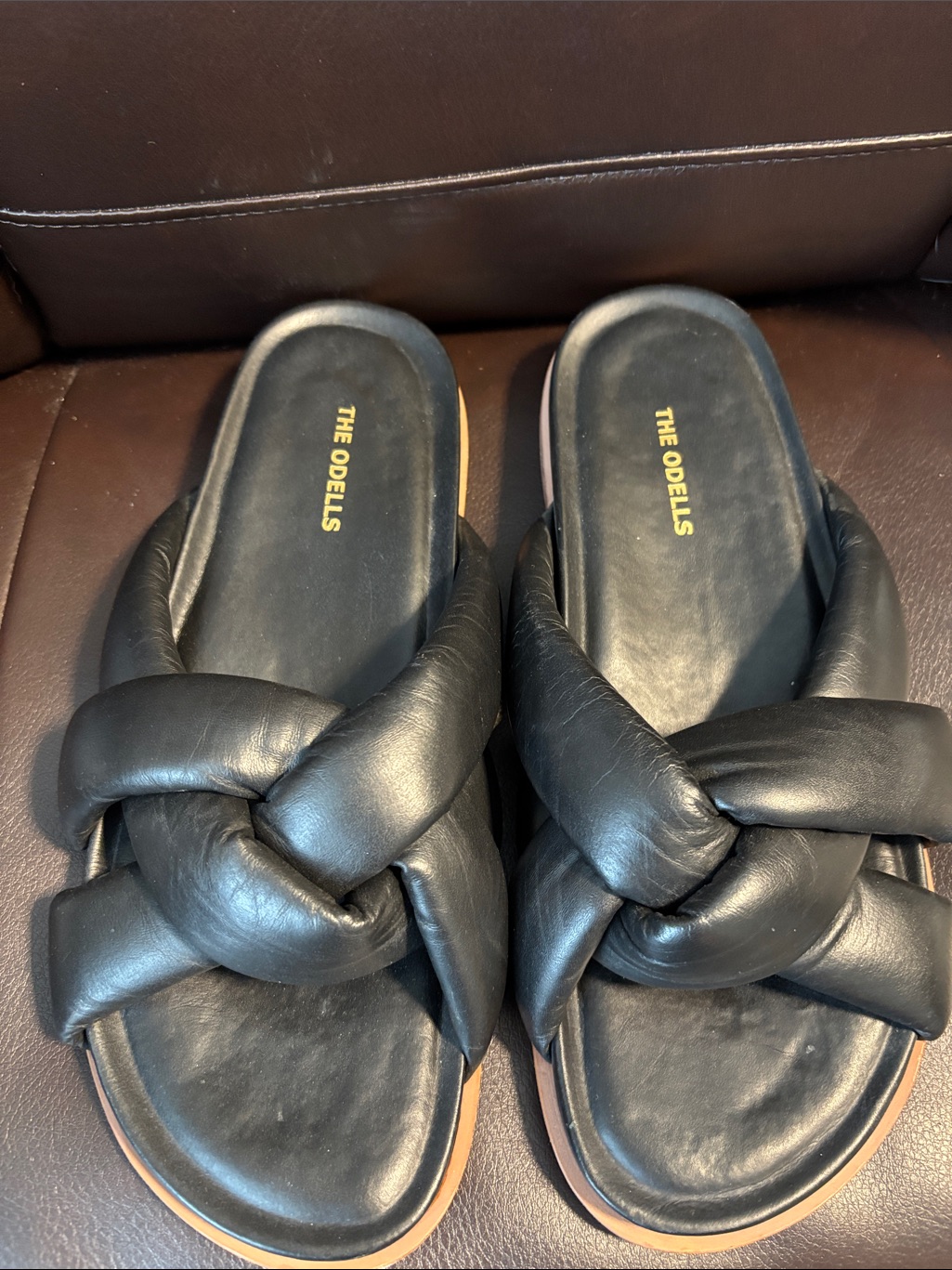 The Odells Women's Black Knotted Slide Sandals
